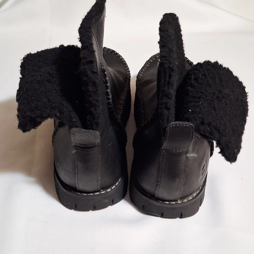 Skechers‎ Men's Slip-On Black Leather Upper Balance Boots Size 9.5  NWOT